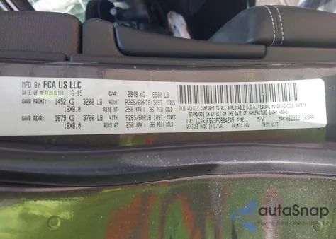 2015 Jeep Grand Cherokee Limited z USA, uszkodzony, nr VIN 1C4RJFBG3FC894245